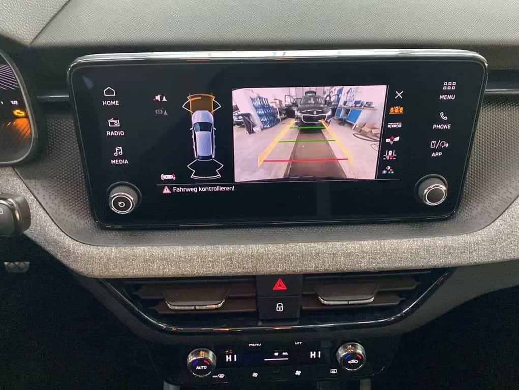 Skoda Scala 1.0 TSI Selection*Digital Cockpit*PDC*DAB+ 03/2025-photo-9