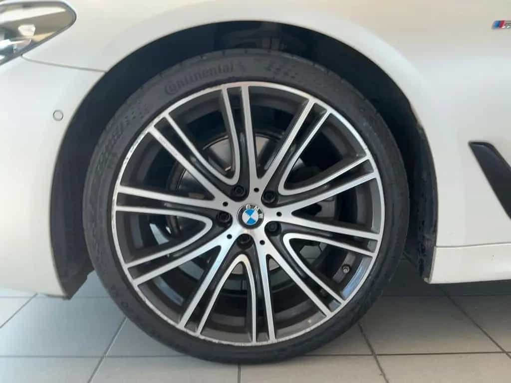 BMW 5 Series 520d M Sport*Individual*Matt-Lack*360°Kamera* 06/2018-photo-11