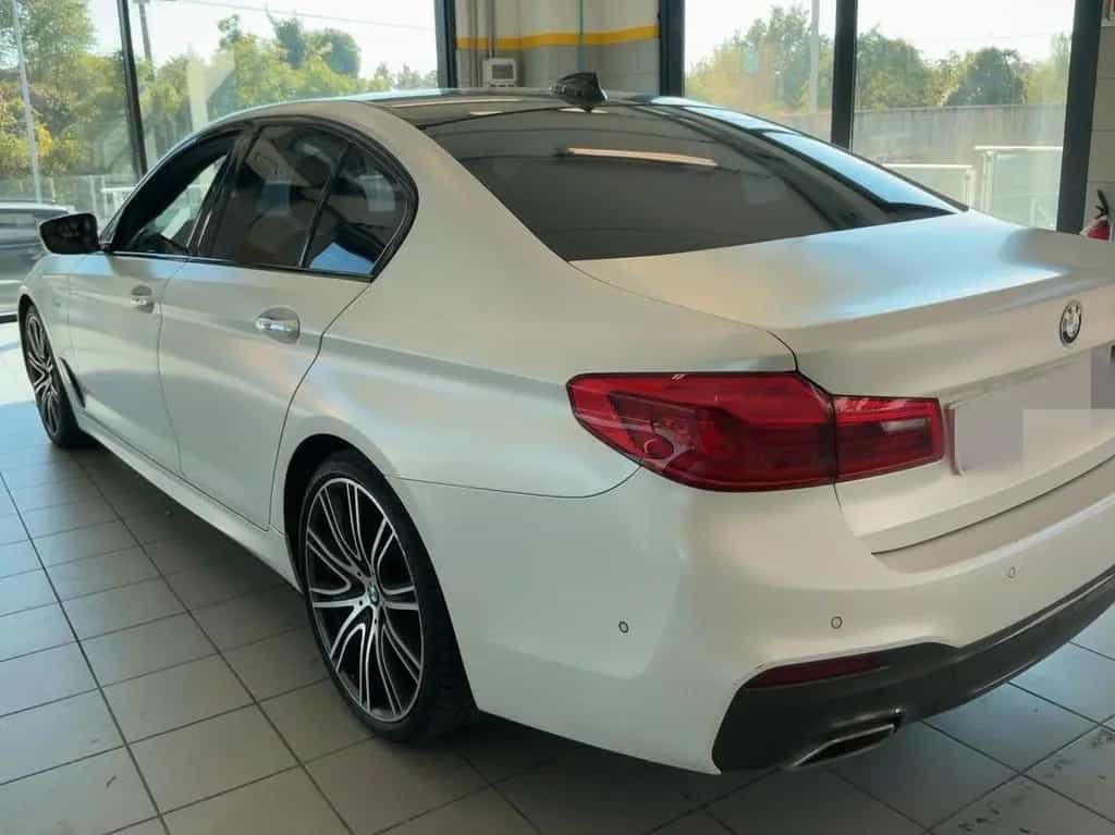 BMW 5 Series 520d M Sport*Individual*Matt-Lack*360°Kamera* 06/2018-photo-4