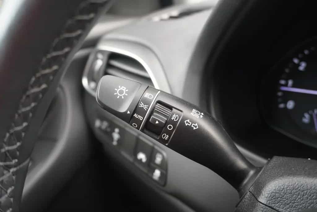 Hyundai i30 Kombi 1.4 T-GDI Aut. Navi Kamera Sitzheizung 07/2020-photo-24