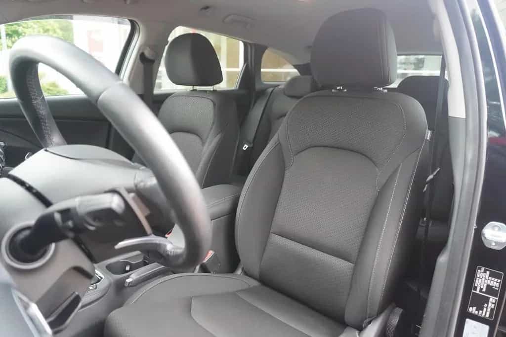 Hyundai i30 Kombi 1.4 T-GDI Aut. Navi Kamera Sitzheizung 07/2020-photo-28