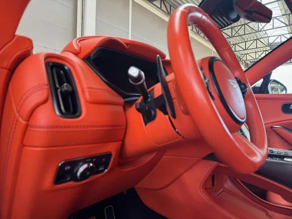 Aston Martin DBX 4.0 V8 DIVINE RED/ORANGE.VOLLAUSSTATTUNG 05/2021-photo-22