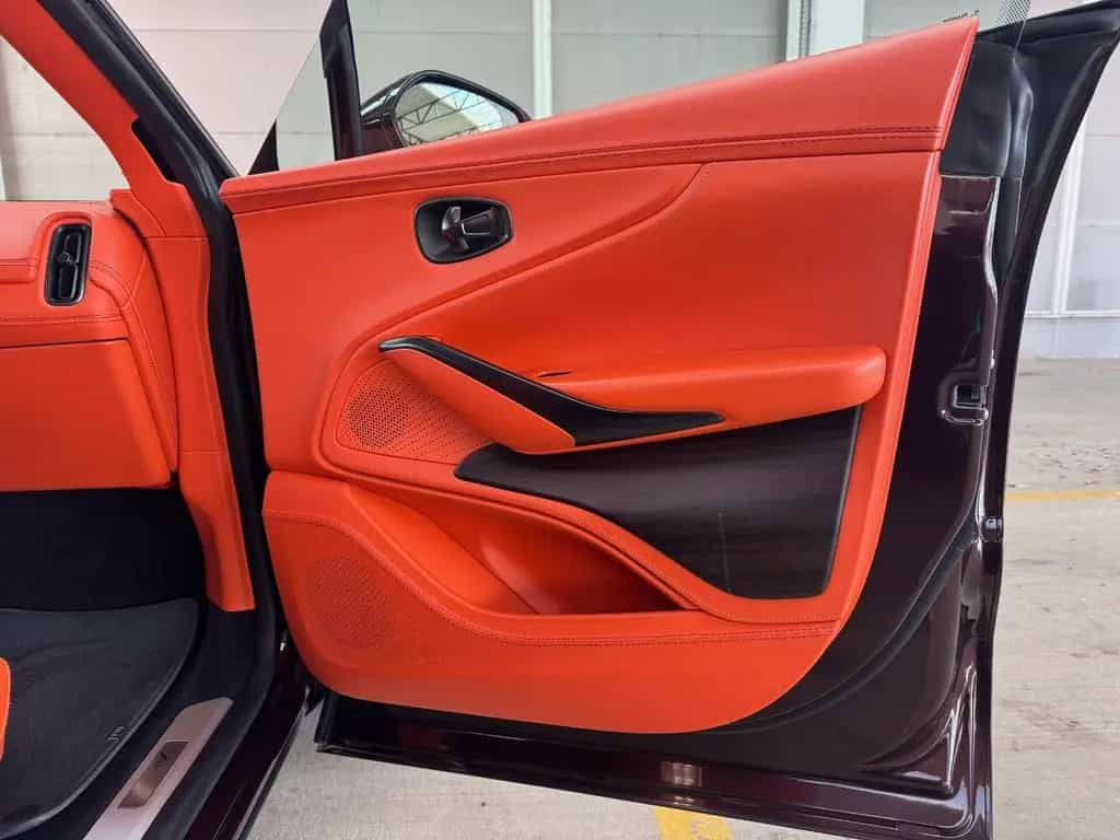 Aston Martin DBX 4.0 V8 DIVINE RED/ORANGE.VOLLAUSSTATTUNG 05/2021-photo-35