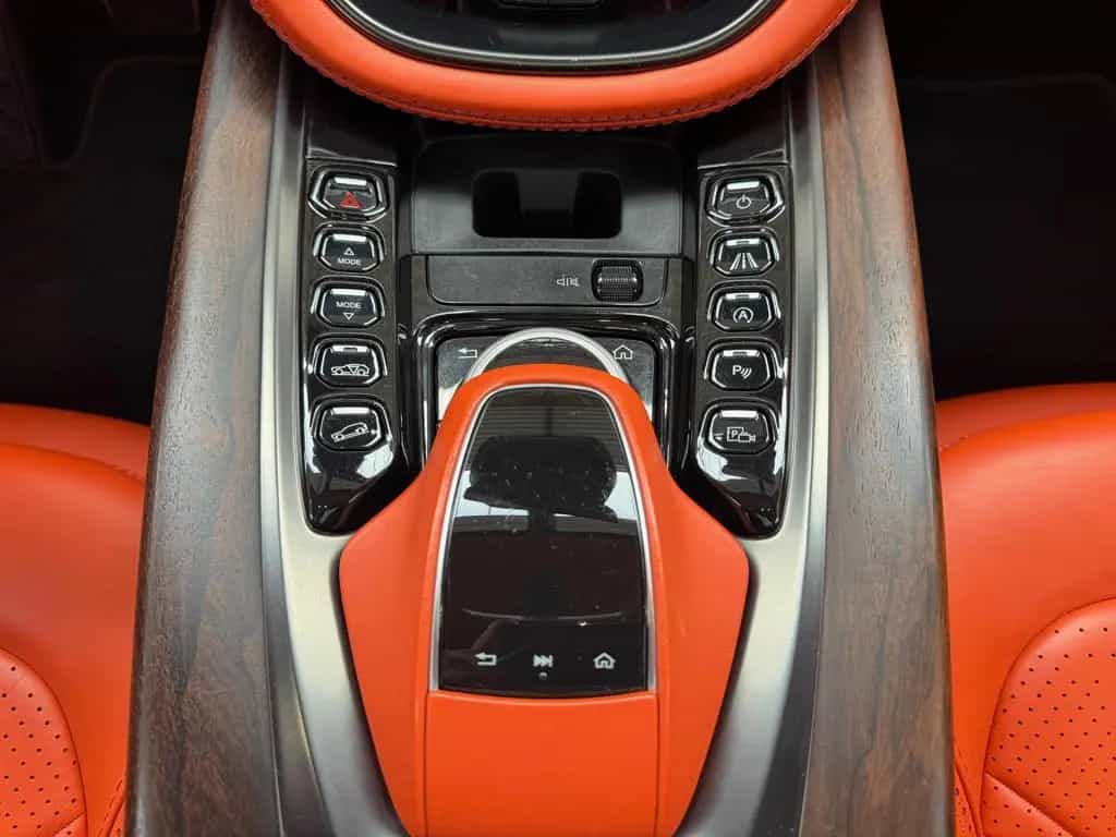 Aston Martin DBX 4.0 V8 DIVINE RED/ORANGE.VOLLAUSSTATTUNG 05/2021-photo-37