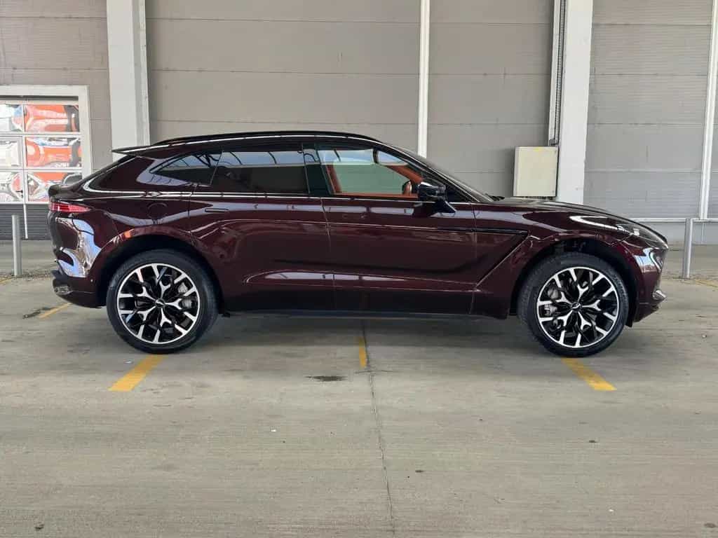 Aston Martin DBX 4.0 V8 DIVINE RED/ORANGE.VOLLAUSSTATTUNG 05/2021-photo-4