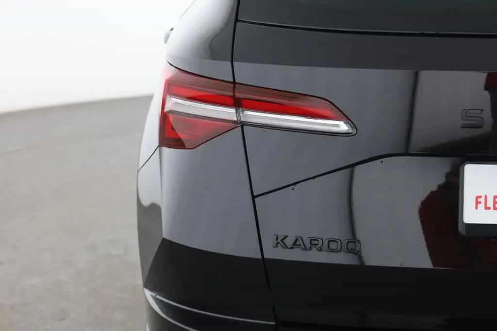 Skoda Karoq Sportline 1.5 TSI DSG Matrix ACC AHK Pano 09/2025-photo-30