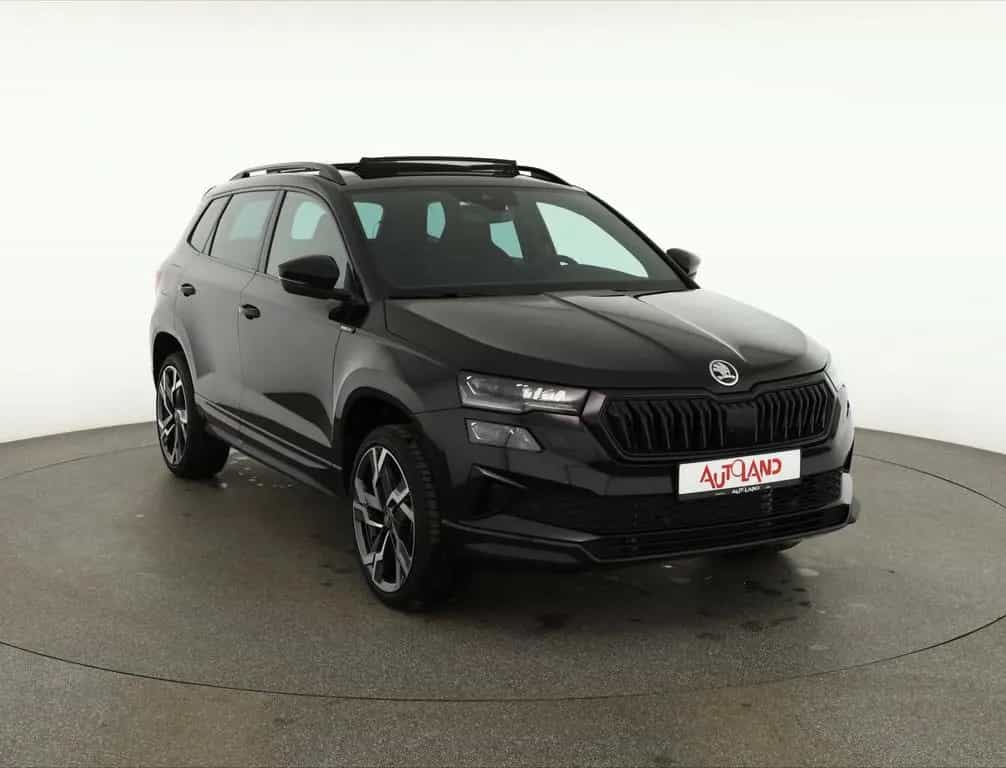 Skoda Karoq Sportline 1.5 TSI DSG Matrix ACC AHK Pano 09/2025-photo-6