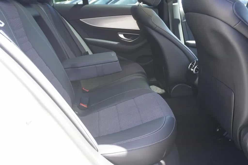 Mercedes-Benz E 220 E220 d Avantgarde 9G-Tronic Panorama Kamera Navi 09/2017-photo-10