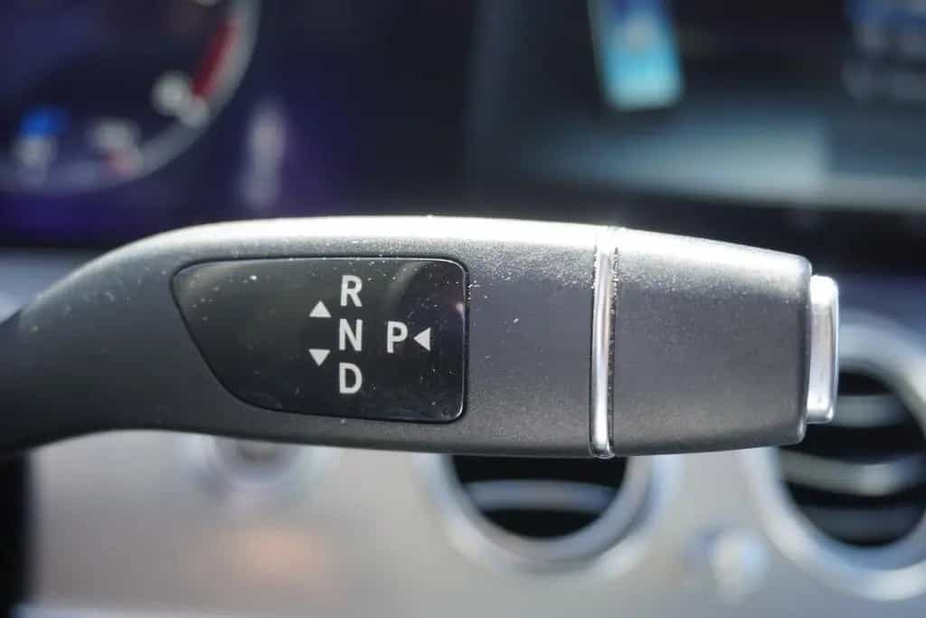 Mercedes-Benz E 220 E220 d Avantgarde 9G-Tronic Panorama Kamera Navi 09/2017-photo-17