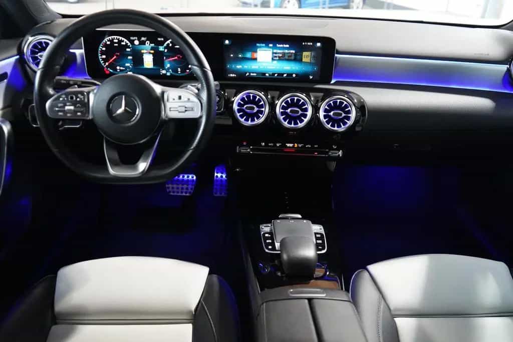 Mercedes-Benz A-Class AMG Line LED Klimaaut. Navi ACC Sitzheizung 11/2018-photo-9