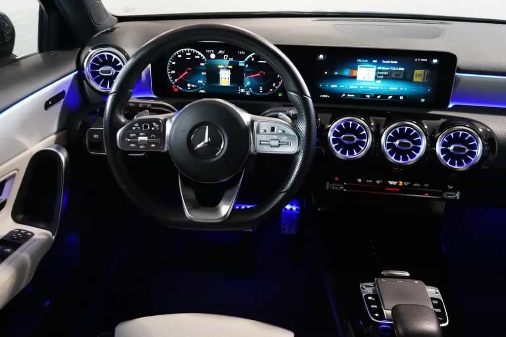 Mercedes-Benz A-Class AMG Line LED Klimaaut. Navi ACC Sitzheizung 11/2018-photo-10