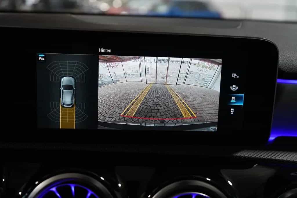 Mercedes-Benz A-Class AMG Line LED Klimaaut. Navi ACC Sitzheizung 11/2018-photo-13