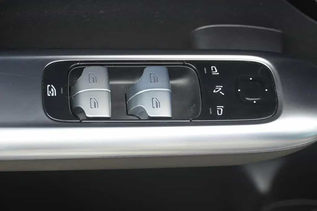 Mercedes-Benz C 200 C200 T-Modell  Avantgarde Aut. LED Navi Kamera 07/2021-photo-32