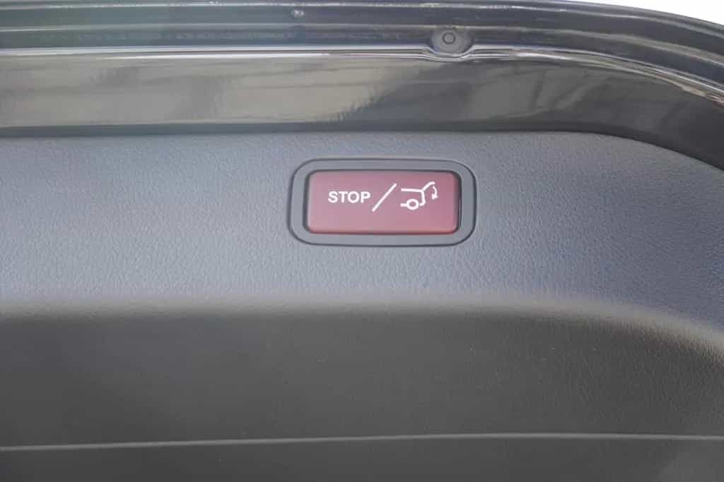 Mercedes-Benz C 200 C200 T-Modell  Avantgarde Aut. LED Navi Kamera 07/2021-photo-39