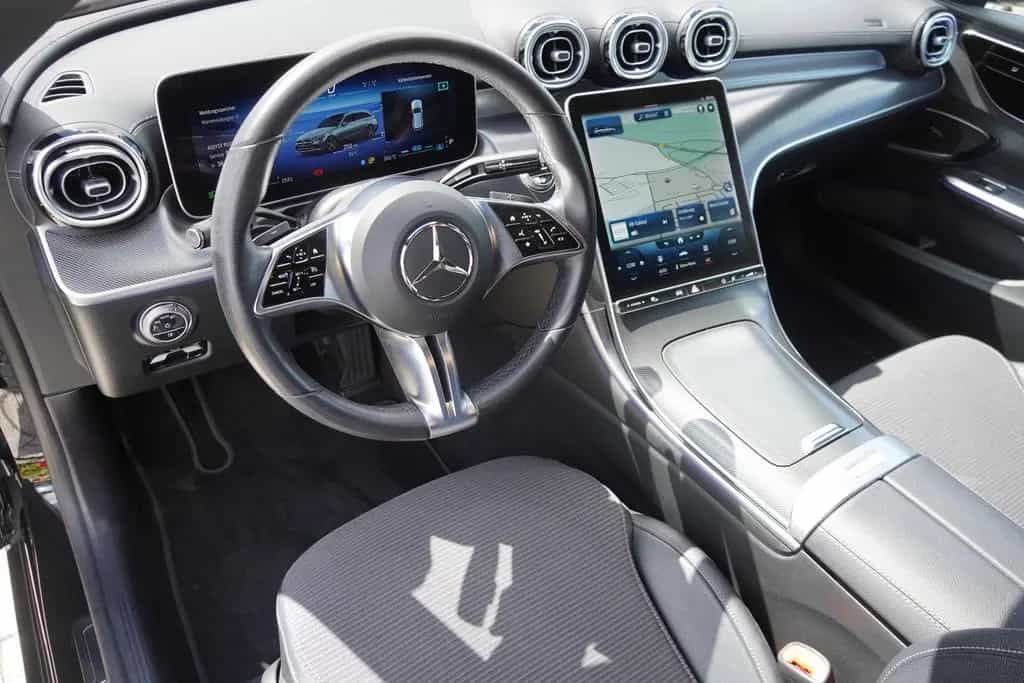 Mercedes-Benz C 200 C200 T-Modell  Avantgarde Aut. LED Navi Kamera 07/2021-photo-9