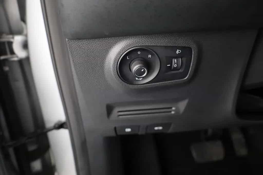 MG ZS 1.0 T-GDI Luxury Aut. LED Navi 360° 03/2024-photo-18
