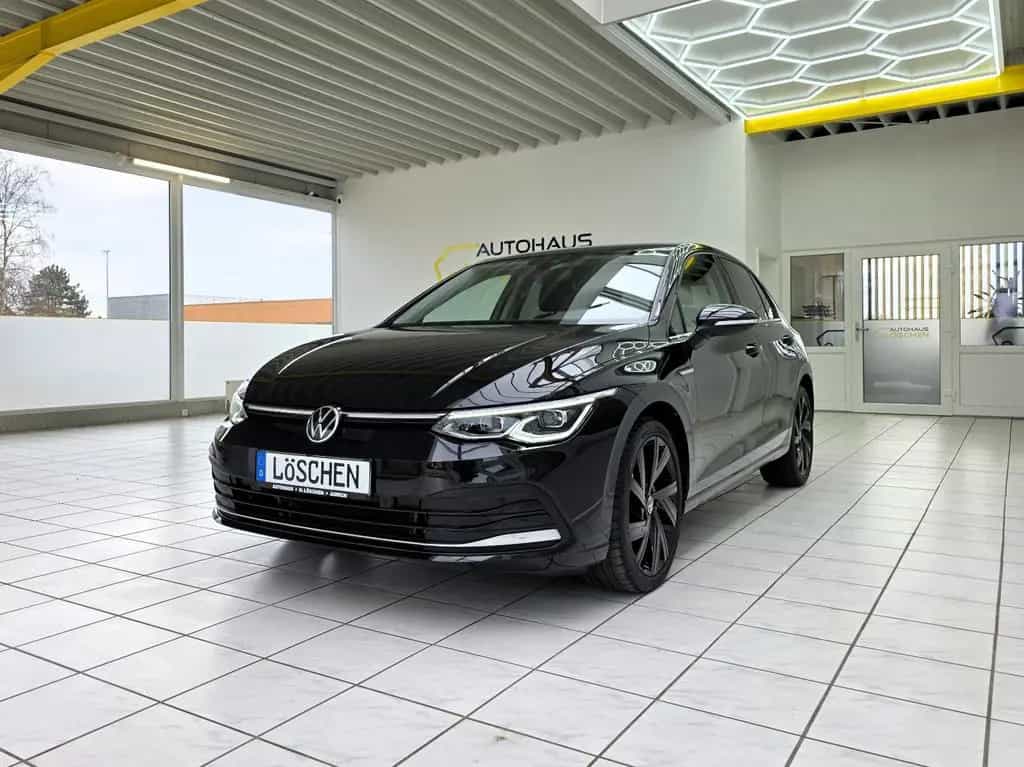 Volkswagen Golf VIII Limo Style LED Rückfahrkamera Bergamo 01/2023-photo-0