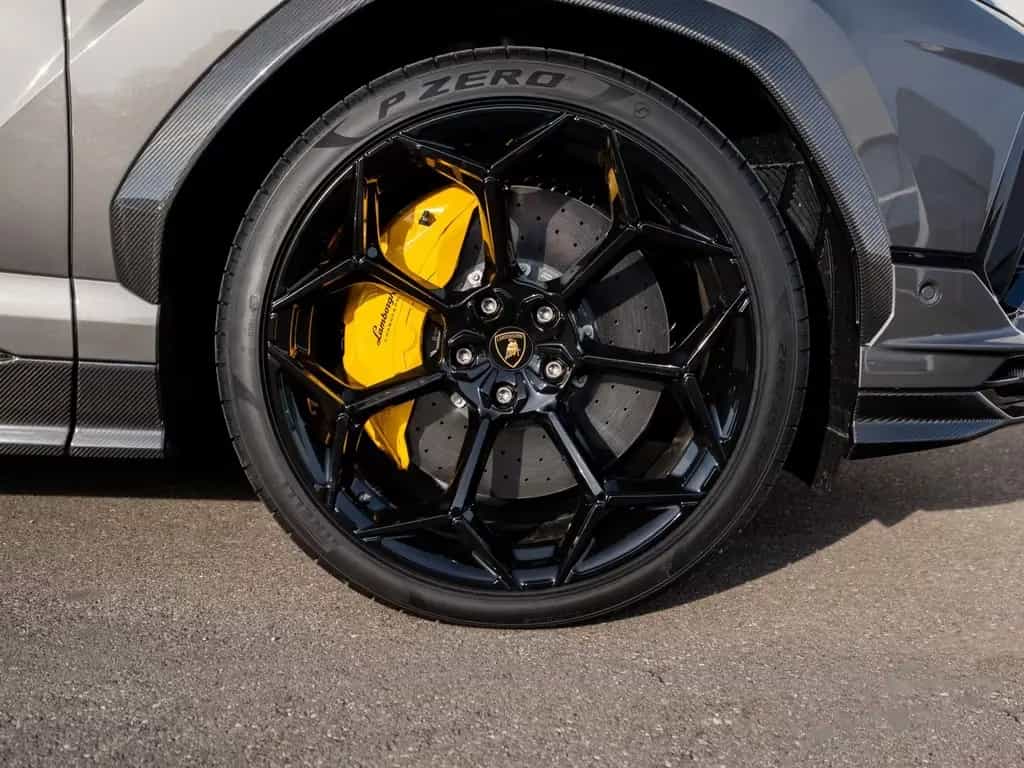 Lamborghini Urus Performante 01/2025-photo-11