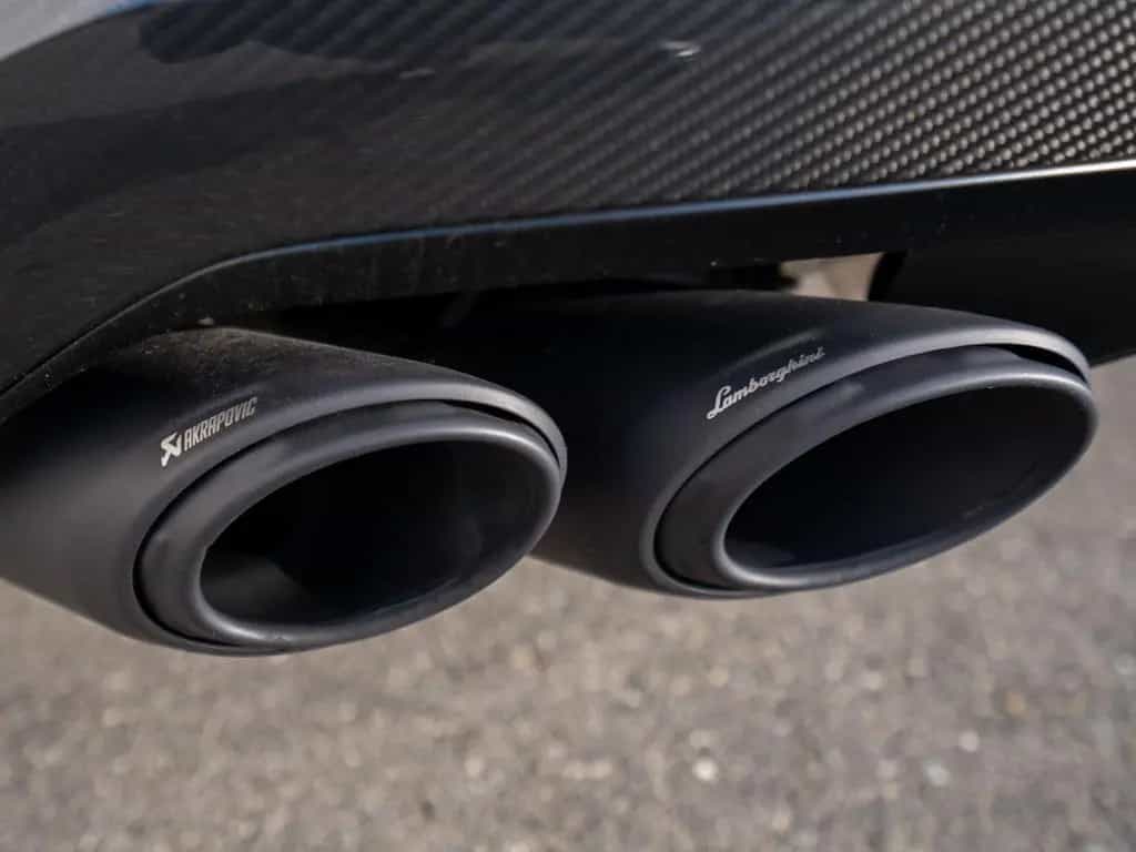 Lamborghini Urus Performante 01/2025-photo-35
