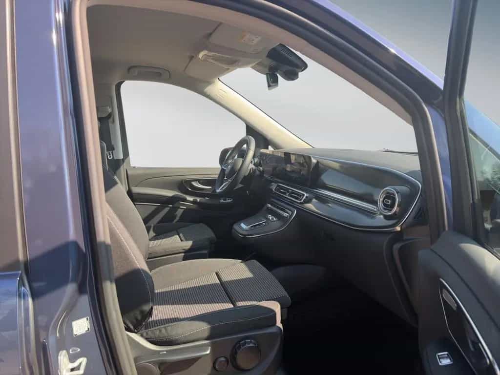 Mercedes-Benz V-Class 220 d STYLE LANG*STANDHEIZUNG*KAMERA*AHK2,5t 03/2025-photo-4