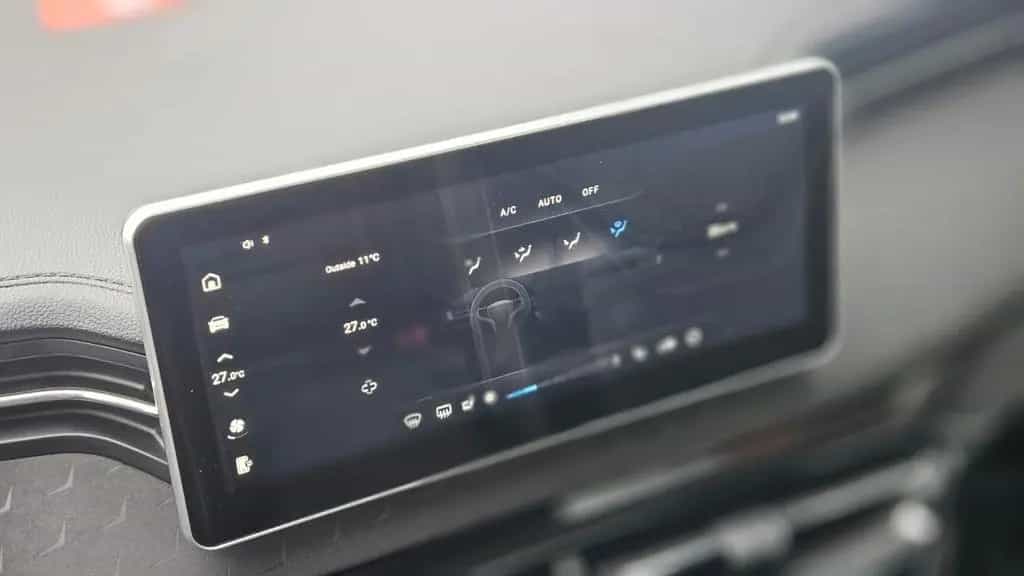 GWM HAVAL Jolion Pro Premium LED Leder Lenkradhzg. null-photo-19