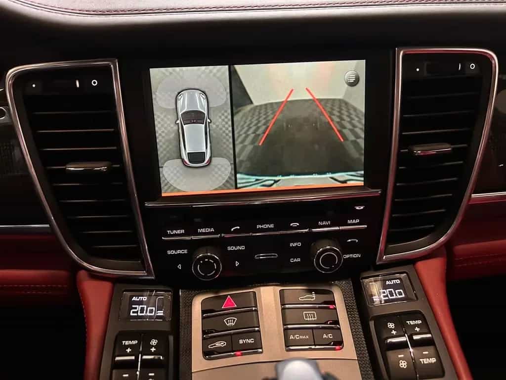 Porsche Panamera GTS *Chrono-StandHz-Schiebedach* 10/2015-photo-17