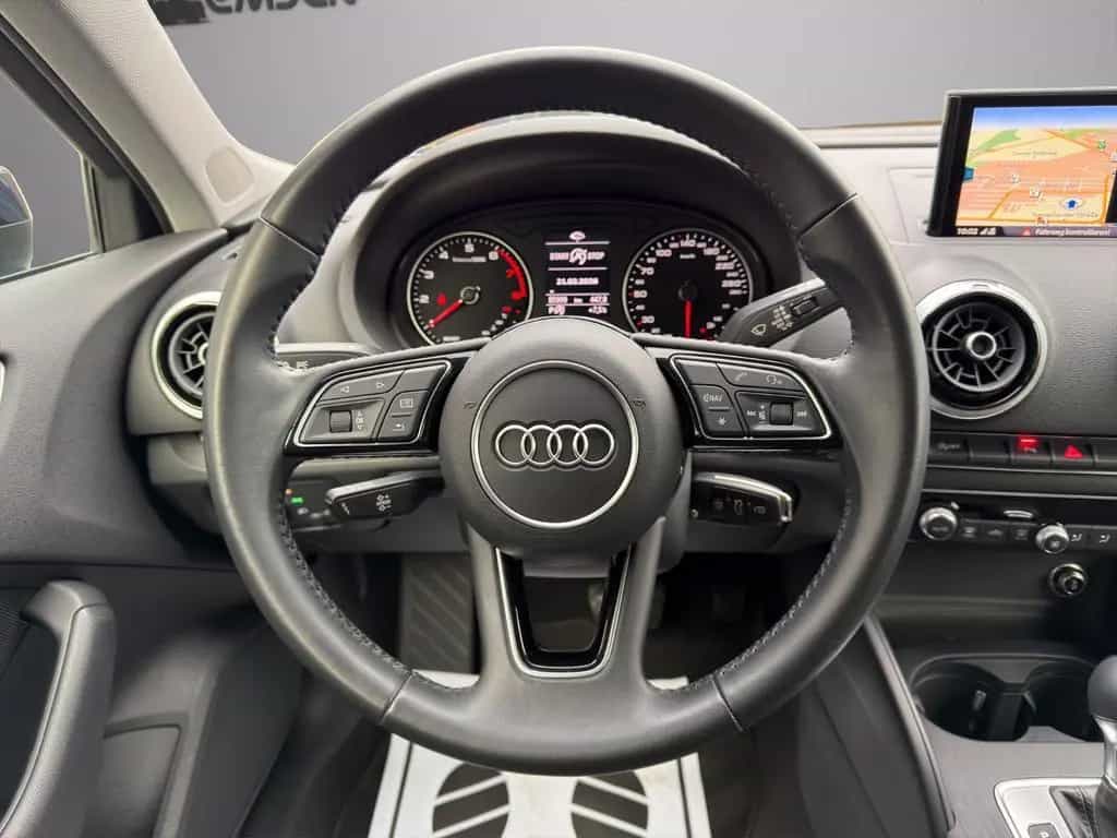 Audi A3 Sportback Sport/Automatik/SHZ/Navi 07/2018-photo-10