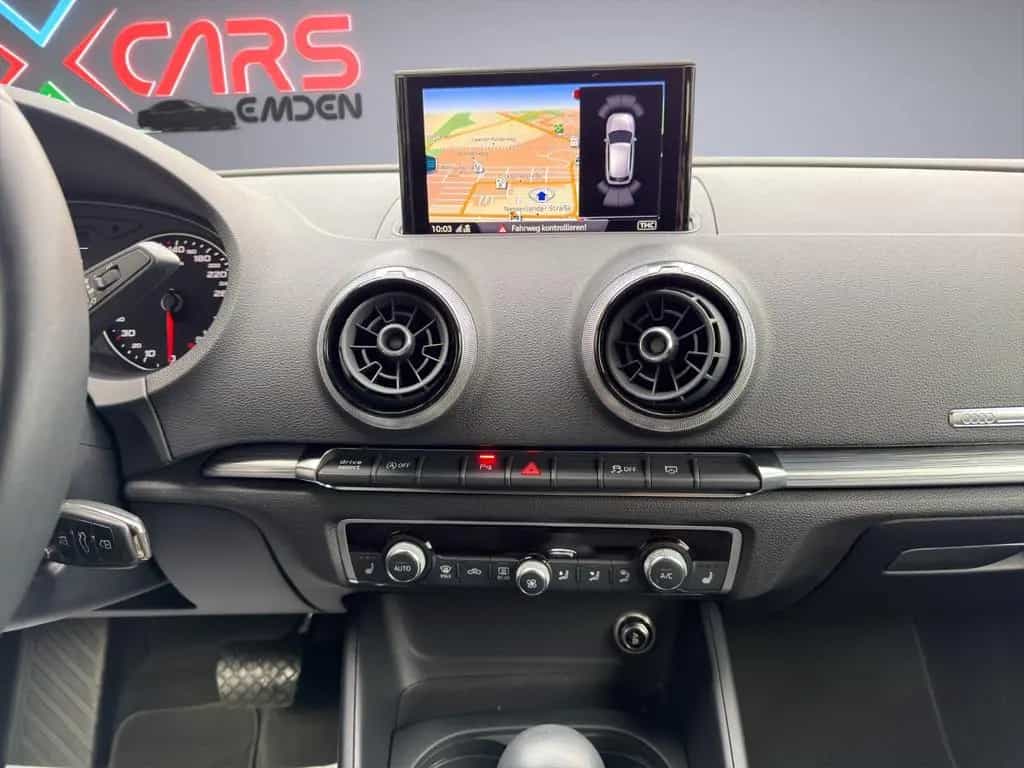 Audi A3 Sportback Sport/Automatik/SHZ/Navi 07/2018-photo-13