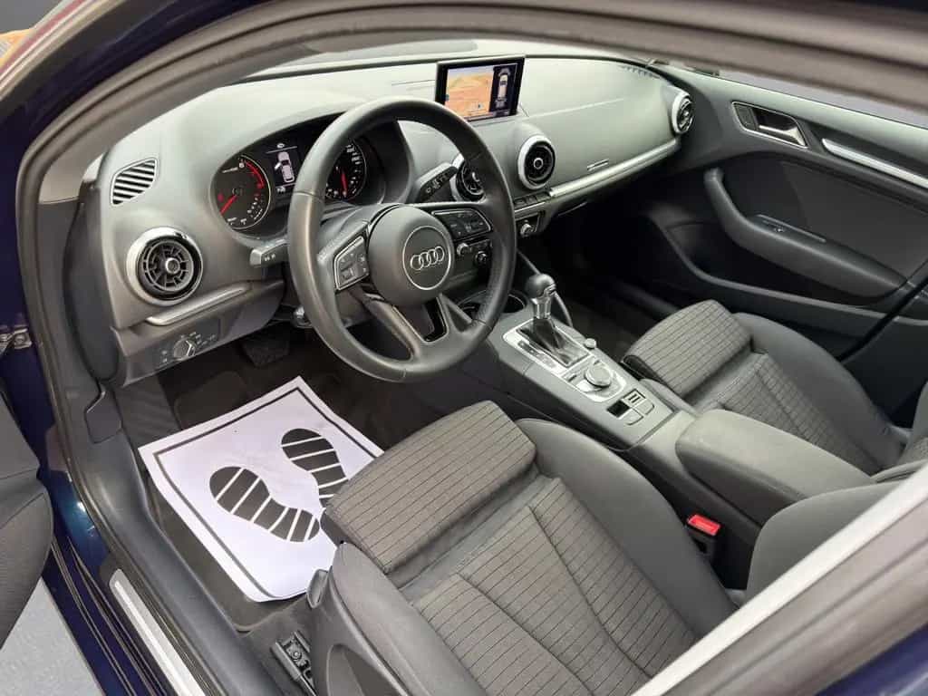 Audi A3 Sportback Sport/Automatik/SHZ/Navi 07/2018-photo-8