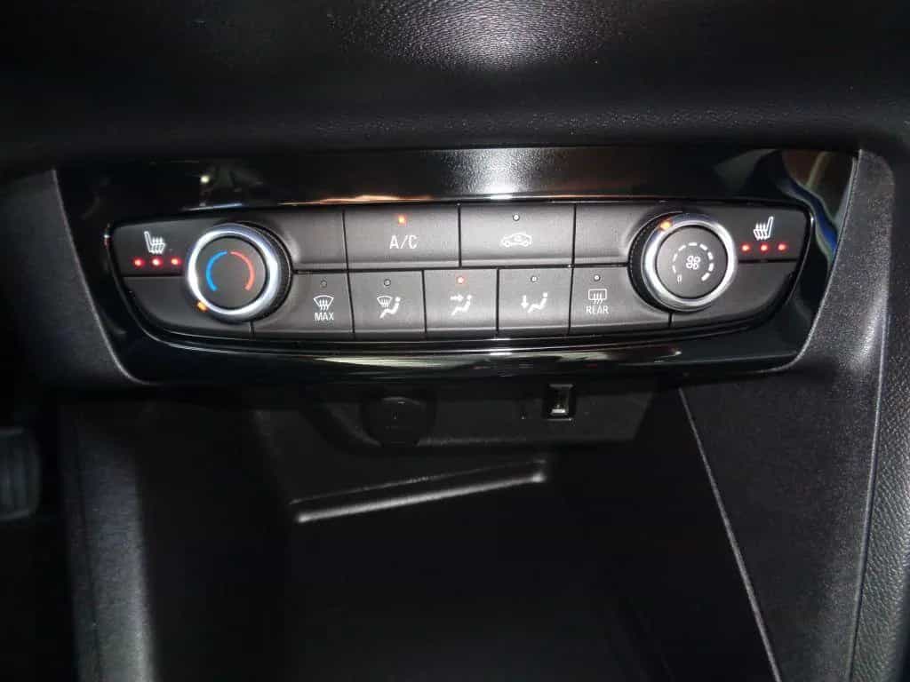 Opel Corsa Elegance 1.2 Direct Injection Turbo 02/2023-photo-14