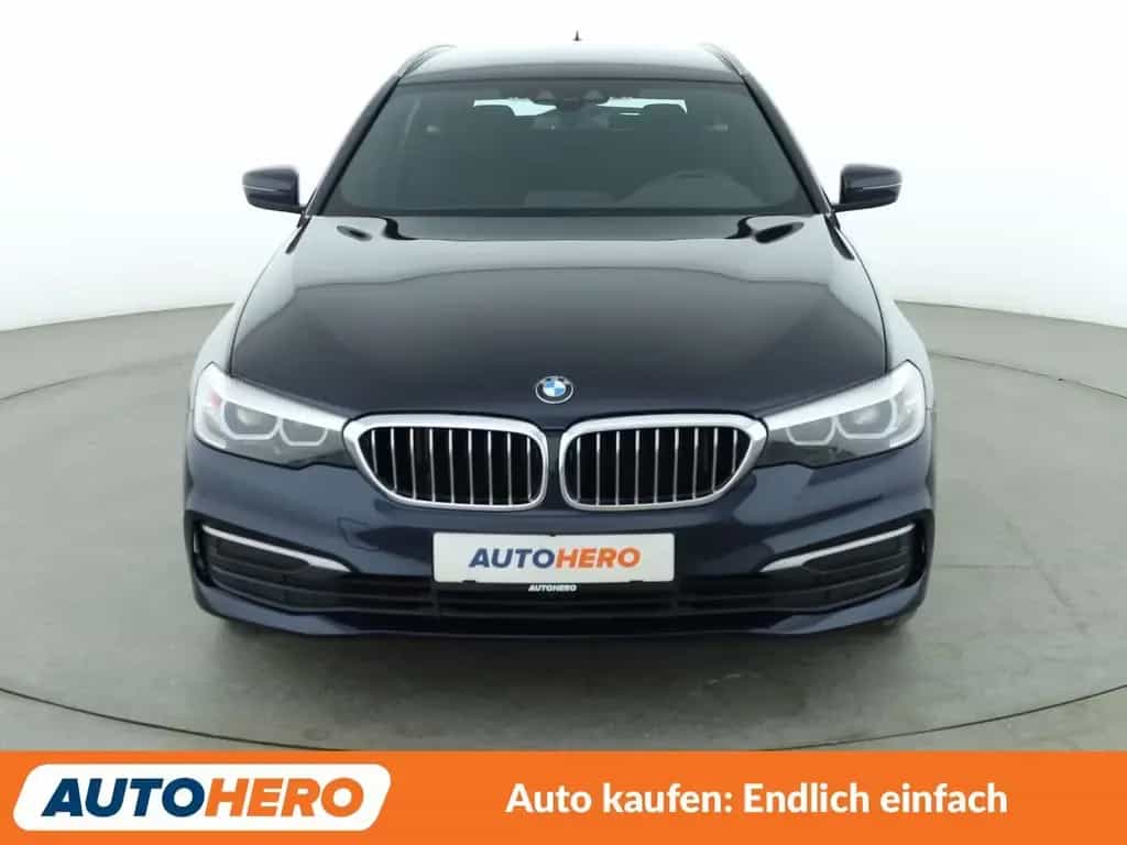 BMW 520 d Aut.*NAV*LED*TEMP*CAM*PDC*SHZ*KLIMA*ALU* 02/2018-photo-8