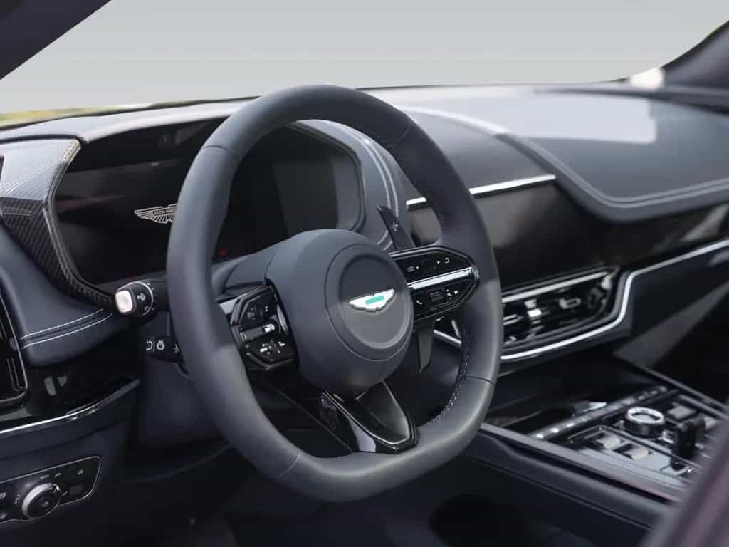 Aston Martin DBX 707 MY25 | Carbon Pack | Bowers&Wilkins 09/2024-photo-5