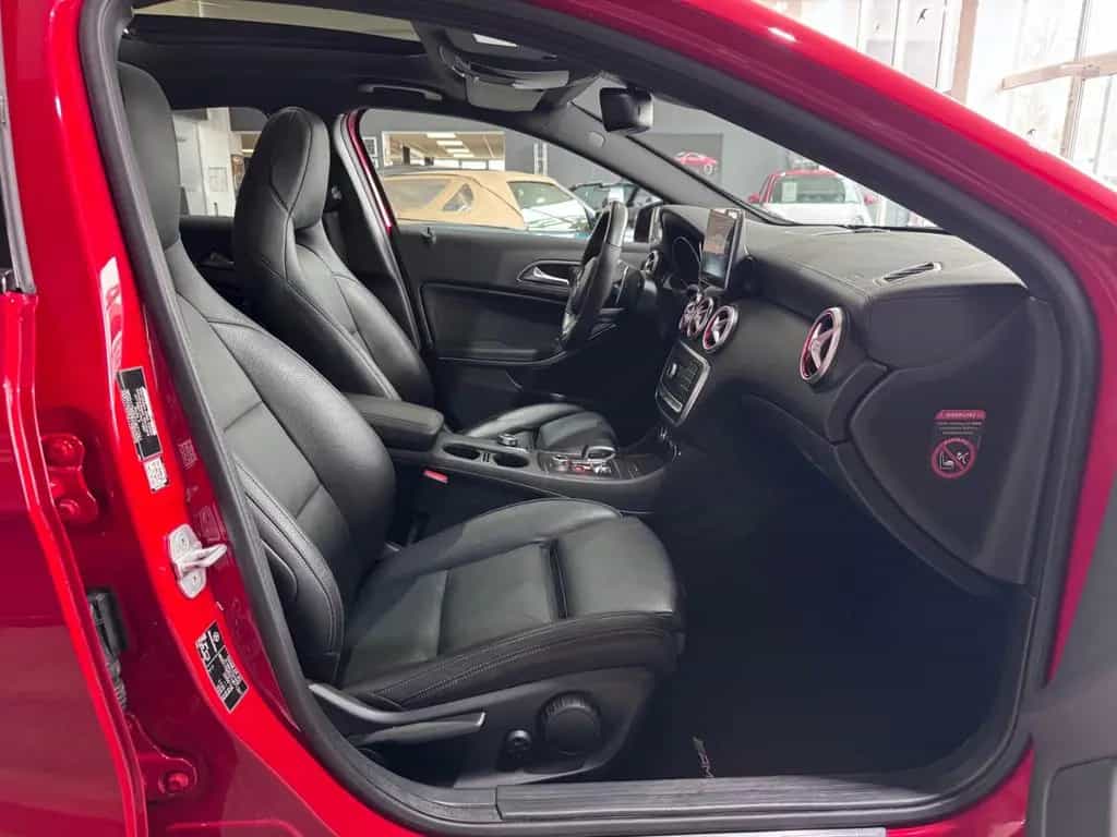 Mercedes-Benz A 45 AMG 4M*SOUNDSYSTEM*MEMORY*NIGHT*V-MAX 270 05/2016-photo-26