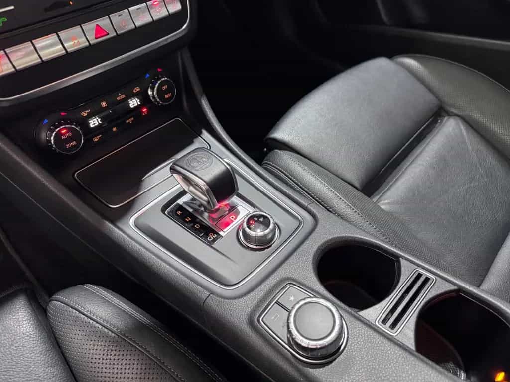 Mercedes-Benz A 45 AMG 4M*SOUNDSYSTEM*MEMORY*NIGHT*V-MAX 270 05/2016-photo-32