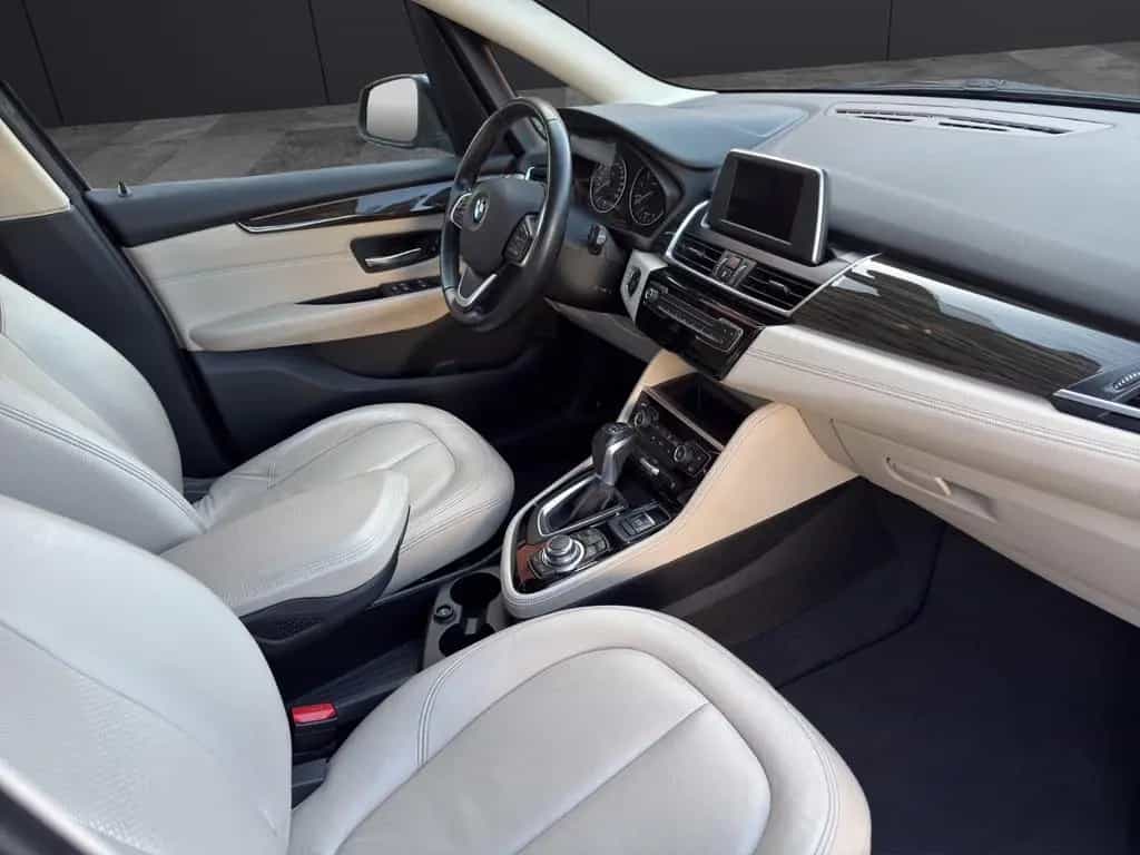 BMW 2 Series 225 Active Tourer*Luxury-Line*Navi*Kamera* 08/2015-photo-17