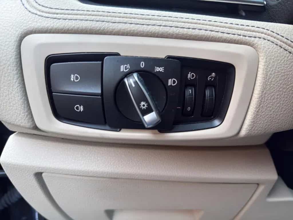 BMW 2 Series 225 Active Tourer*Luxury-Line*Navi*Kamera* 08/2015-photo-25