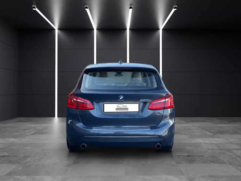 BMW 2 Series 225 Active Tourer*Luxury-Line*Navi*Kamera* 08/2015-photo-3