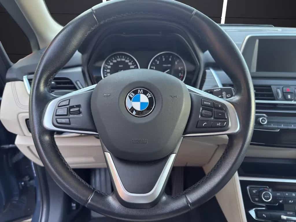 BMW 2 Series 225 Active Tourer*Luxury-Line*Navi*Kamera* 08/2015-photo-9