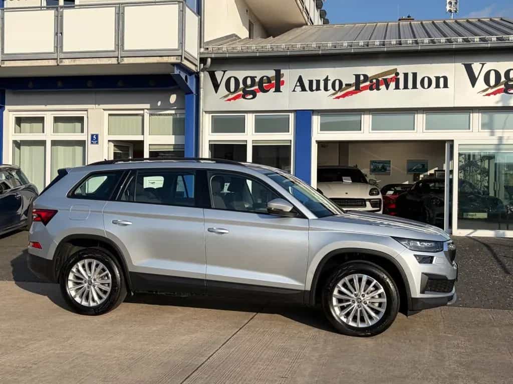 Skoda Kodiaq Ambition AUT/CARPLAY/LED/7-SITZE 04/2024-photo-1