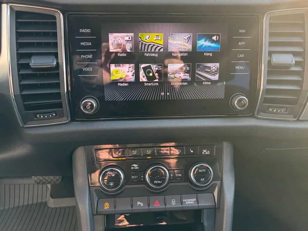 Skoda Kodiaq Ambition AUT/CARPLAY/LED/7-SITZE 04/2024-photo-9
