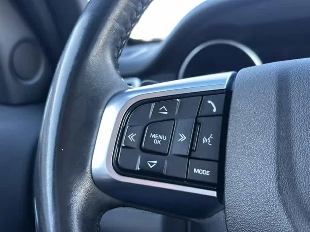 Land Rover Discovery Sport 2.0 TD4 HSE LEDER PANODAK NAVI X 07/2017-photo-14