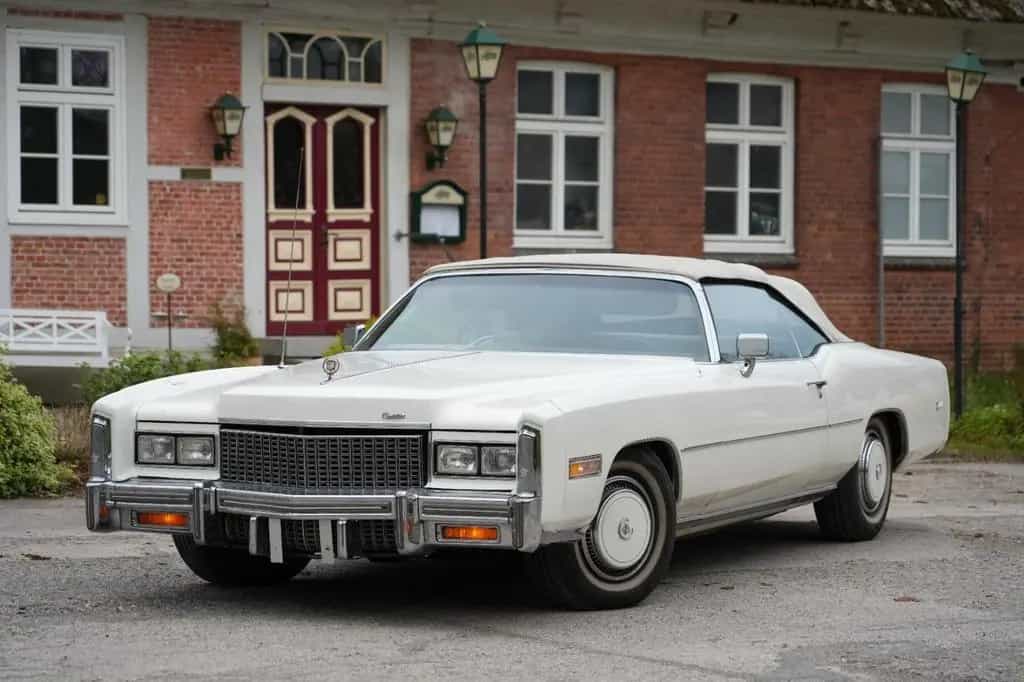 Cadillac Eldorado 10/1974-photo-1