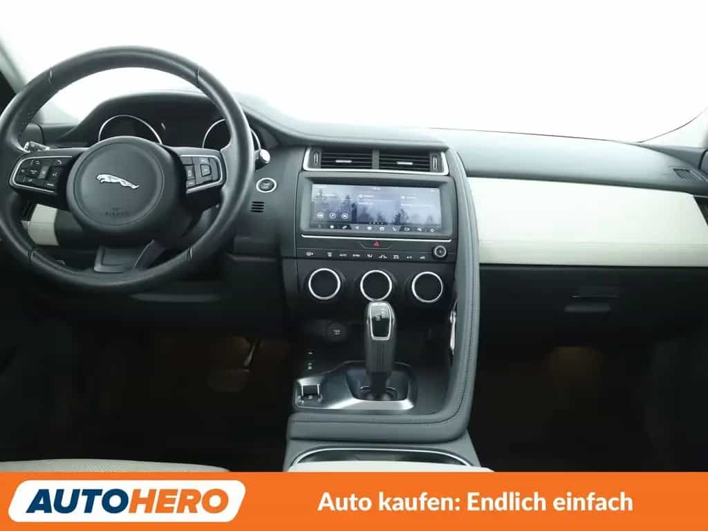Jaguar E-Pace D150 AWD Aut.*NAVI*CAM*LED*PDC*SHZ*TEMPO* 03/2019-photo-11