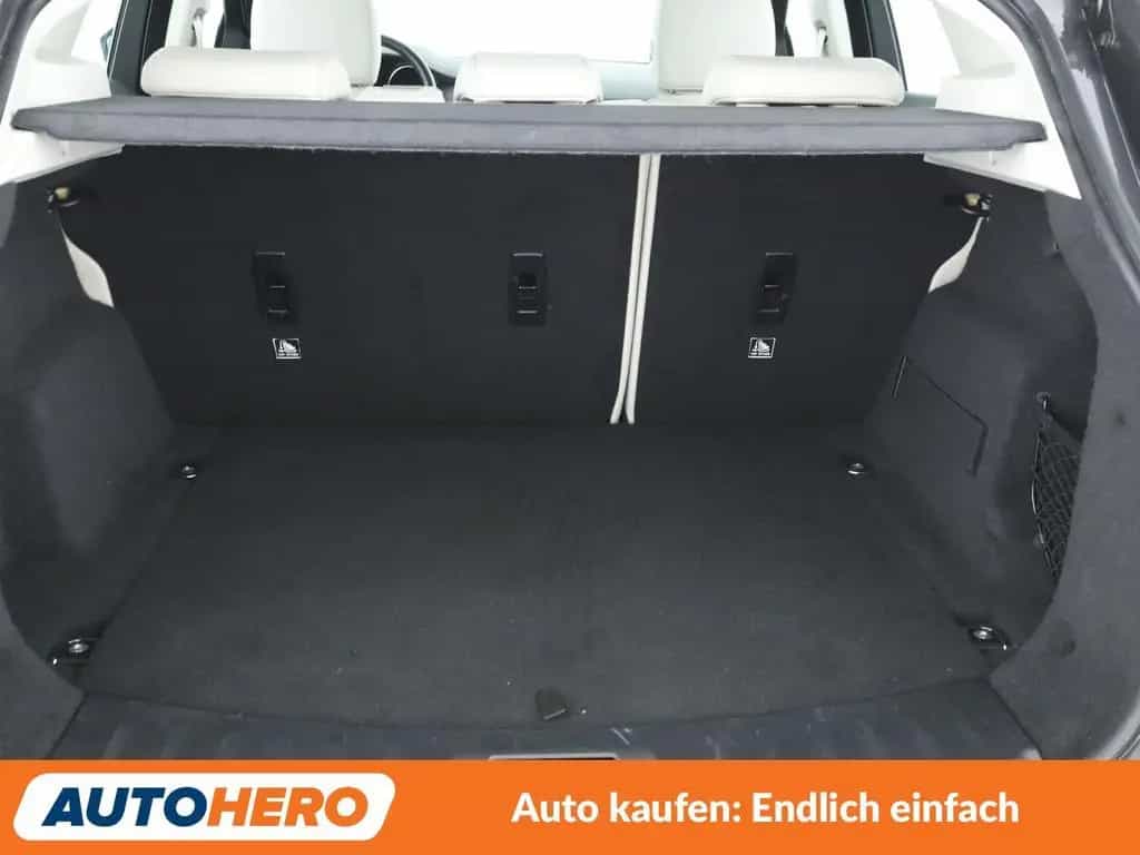 Jaguar E-Pace D150 AWD Aut.*NAVI*CAM*LED*PDC*SHZ*TEMPO* 03/2019-photo-17