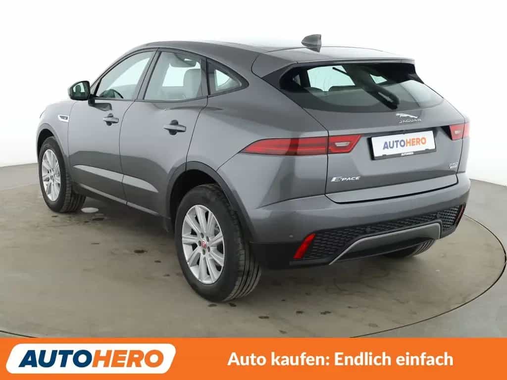 Jaguar E-Pace D150 AWD Aut.*NAVI*CAM*LED*PDC*SHZ*TEMPO* 03/2019-photo-3