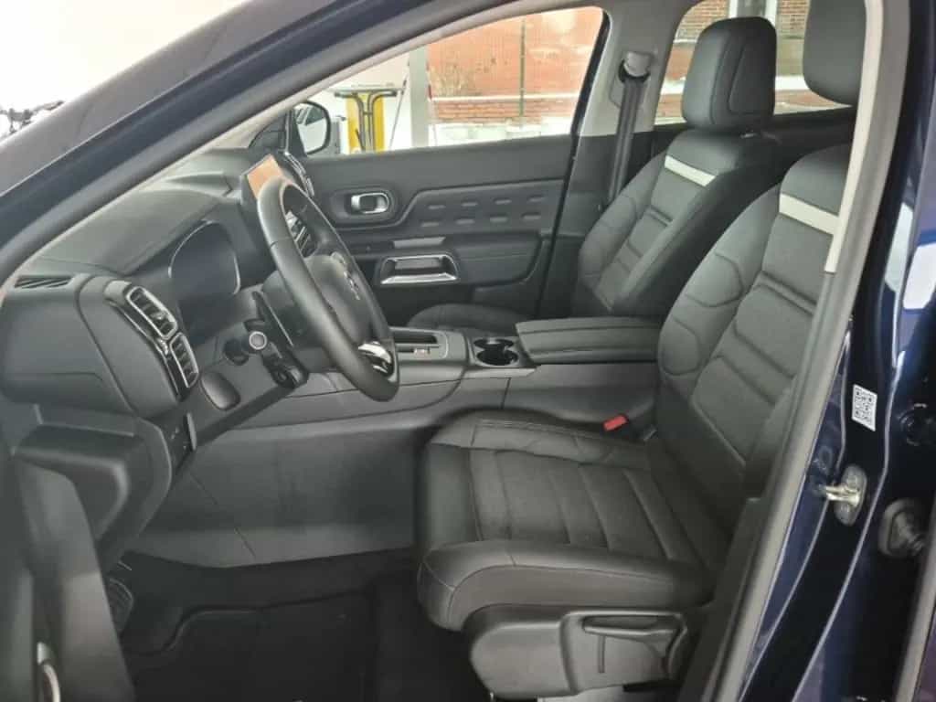 Citroën C5 Aircross Max AT Shz Navi Kamera Keyless 03/2025-photo-12