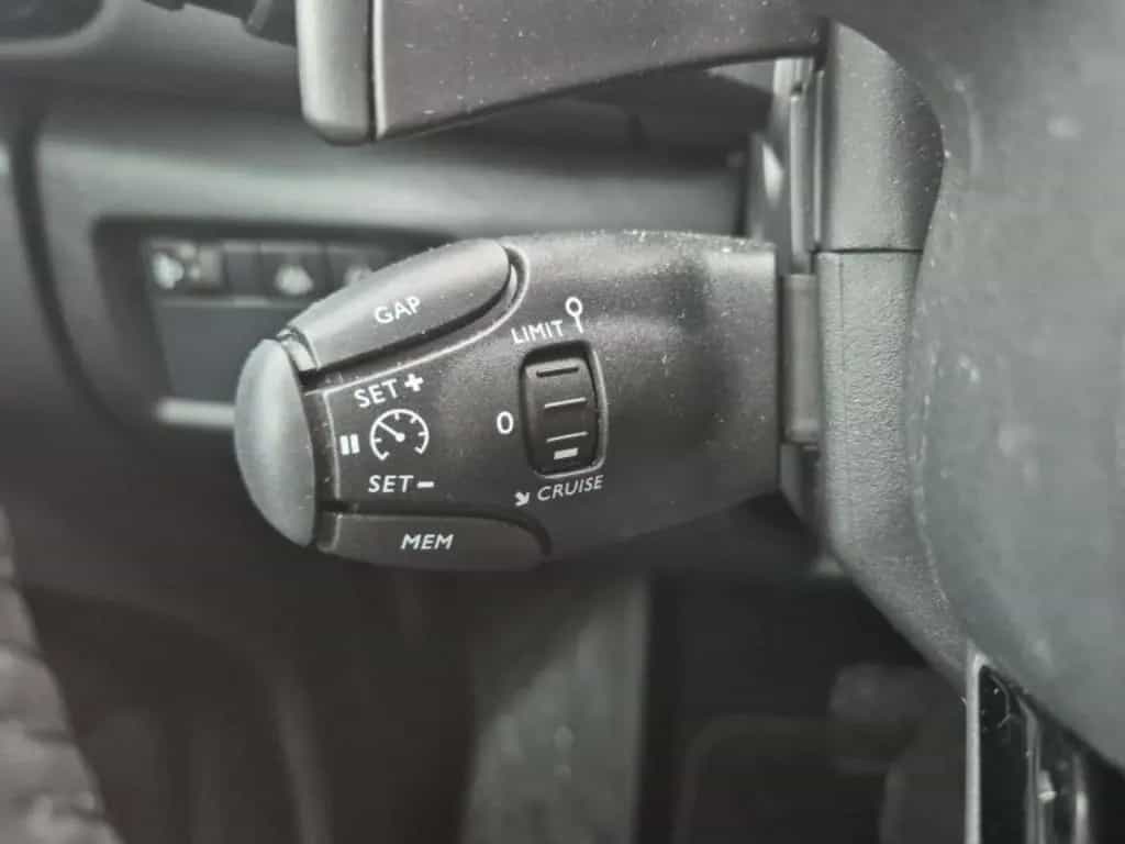 Citroën C5 Aircross Max AT Shz Navi Kamera Keyless 03/2025-photo-19