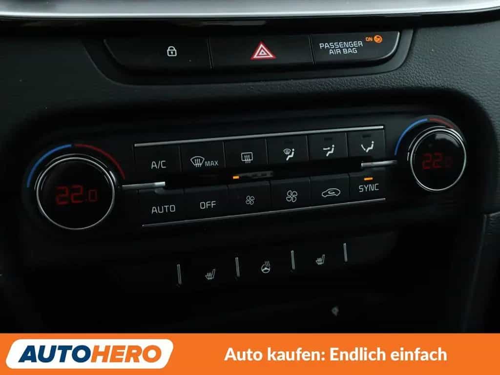 Kia XCeed 1.6 TGDI Black Xdition Aut.*NAVI*LED*CAM* 11/2022-photo-22