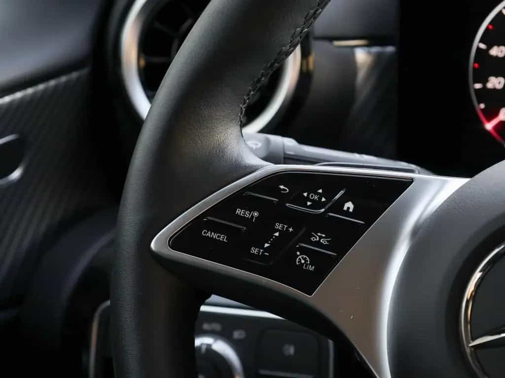 Mercedes-Benz A-Class 200 Limo Progressive/Distr/AHK/Night/LED/Cam 04/2025-photo-10