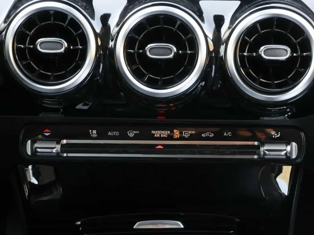 Mercedes-Benz A-Class 200 Limo Progressive/Distr/AHK/Night/LED/Cam 04/2025-photo-9